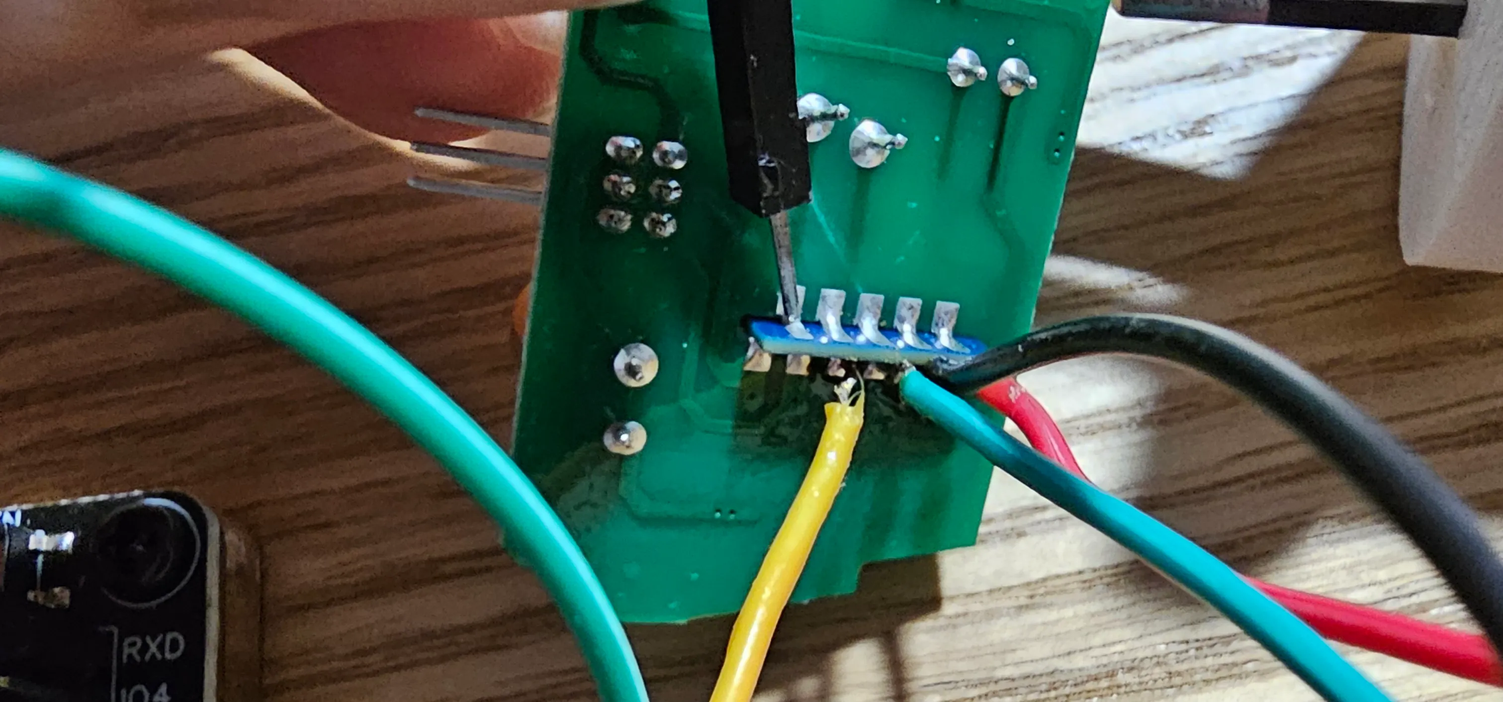 Touching CEN pin to reset for flash Image