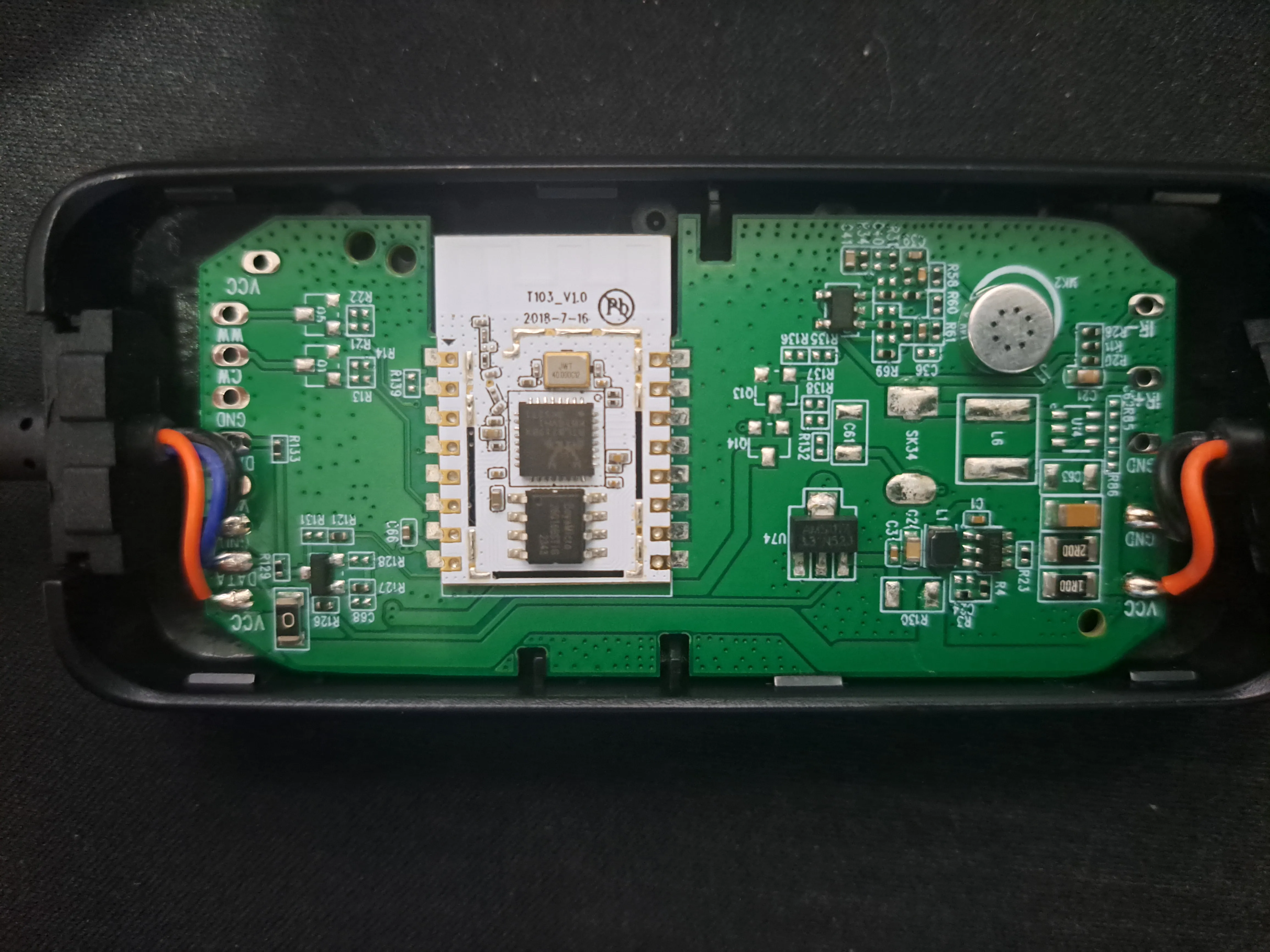 Mirabella Genio Wi-Fi 1.4m Pixel LED Corner Light Teardown